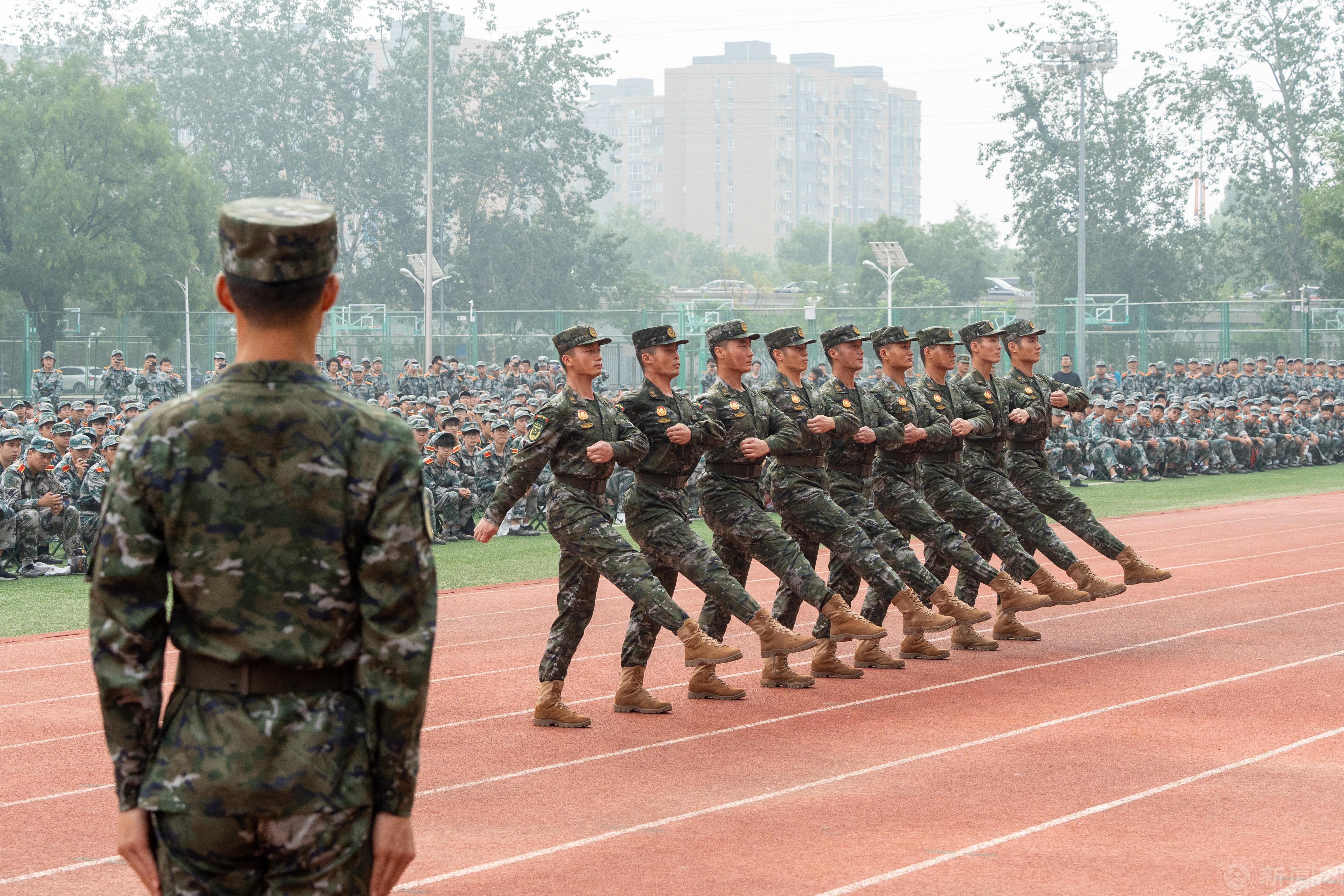 受阅官兵风采展示.jpg