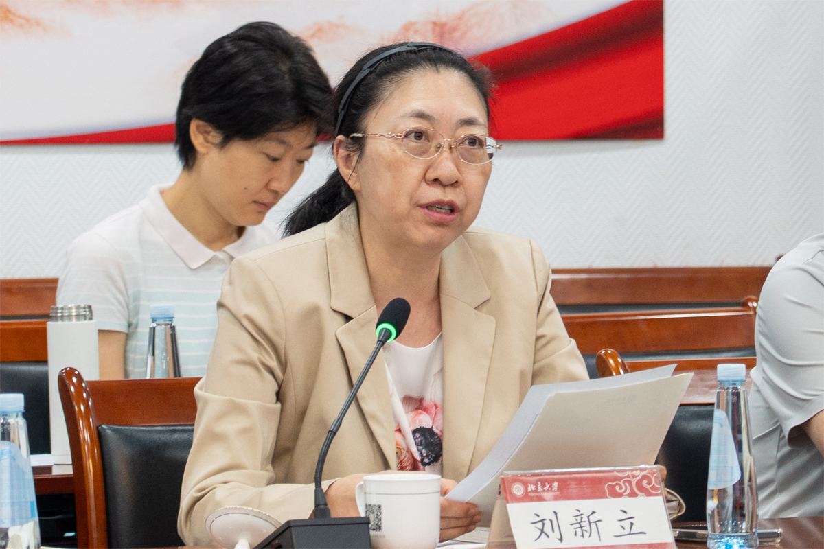 编辑后:图2 刘新立主持 DSC06506.jpg 编辑后:图2 刘新立主持 DSC06506.jpg