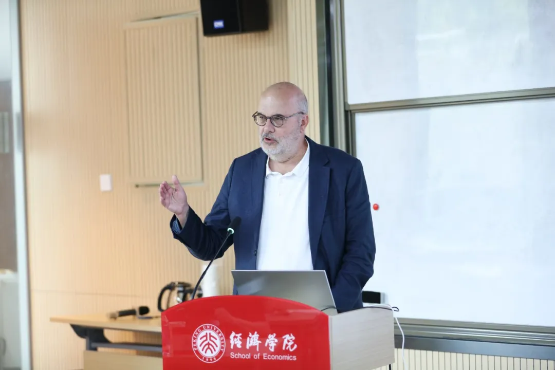 经济史沙龙06.jpg 经济史沙龙06.jpg